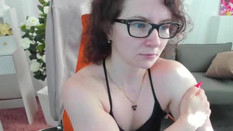 Aurelia online show from 06/01/26, 01:29