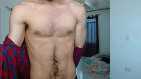 Snapshot of aureliv1 chatting on 10/08/25, 09:34 Aureliano online show from 10/08/25, 09:34