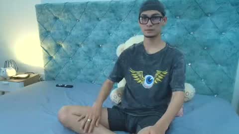 Snapshot of auren_nova chatting on 07/15/26, 12:32 auren_nova online show from 07/15/26, 12:32