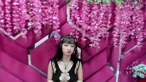 aurora online show from 02/11/25, 01:10