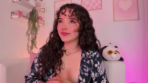 Snapshot of aurora_aaa chatting on 02/13/25, 09:27 Aurora online show from 02/13/25, 09:27