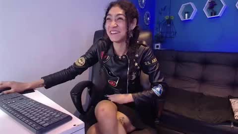 Aurora ath online show from 12/21/25, 04:19