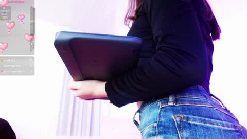 Aurora online show from 01/07/25, 06:14