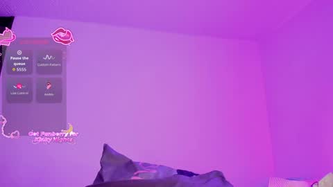 aurora_divine online show from 04/05/26, 02:58