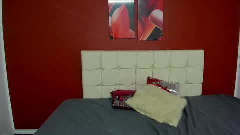 Snapshot of aurora_doll_ chatting on 03/12/25, 06:33 AURORA online show from 03/12/25, 06:33