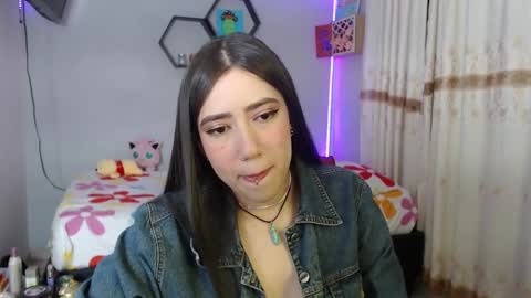 Aurora  online show from 01/22/25, 05:48