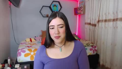 Aurora  online show from 02/07/25, 04:27