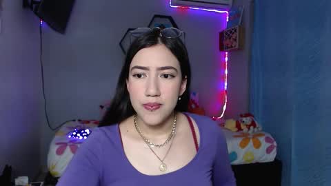 Aurora  online show from 09/12/25, 10:37