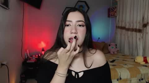 Aurora  online show from 02/07/26, 06:06