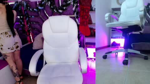 Snapshot of aurora_thomas chatting on 12/28/24, 11:09 Aurora online show from 12/28/24, 11:09