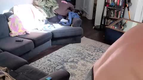 Snapshot of auroraandorion chatting on 10/21/25, 04:08 Aurora and Orion online show from 10/21/25, 04:08