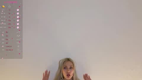 Aurora online show from 10/12/25, 04:39