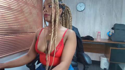 Ariana online show from 10/20/25, 04:18