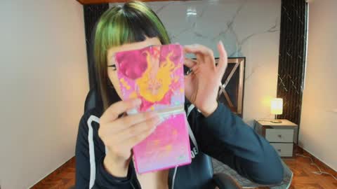 Aurora Diaz online show from 04/01/26, 11:55