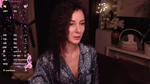 Snapshot of auroragreys chatting on 02/26/25, 10:15 Aurora online show from 02/26/25, 10:15