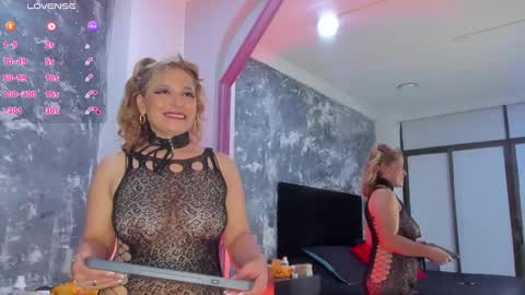 Aurora Rojas online show from 01/18/25, 11:00