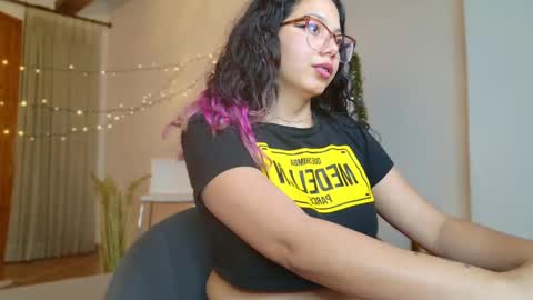 Aurora online show from 12/31/24, 01:57