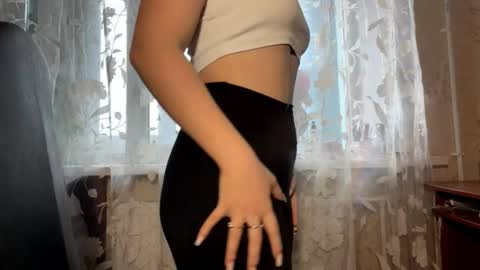 Elizabeth online show from 02/25/26, 07:07