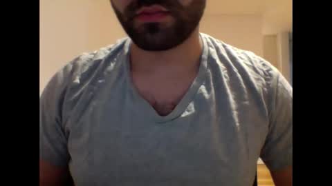 Snapshot of aussie099 chatting on 11/22/25, 05:28 aussie099 online show from 11/22/25, 05:28