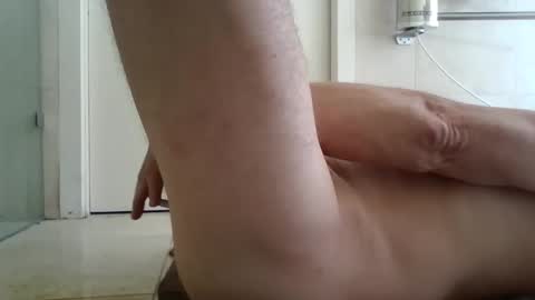 aussie_dad123 online show from 01/27/25, 01:26