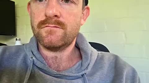 aussie_dadbod6969 online show from 06/05/26, 12:06