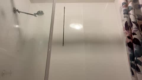 Snapshot of aussielovingxxx chatting on 11/04/25, 08:57 Milf4u online show from 11/04/25, 08:57