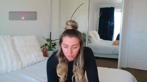 aussielulu online show from 09/18/25, 01:18