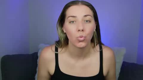 aussielulu online show from 10/16/25, 09:21