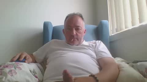 chatbateaussie online show from 10/27/25, 02:37