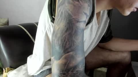 austin1119a online show from 12/04/25, 05:28