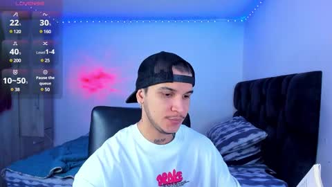 Snapshot of austin_curry chatting on 01/28/25, 11:50 A online show from 01/28/25, 11:50