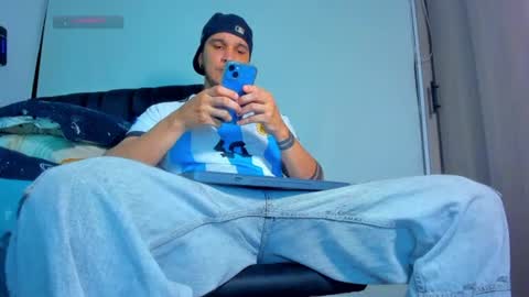 Snapshot of austin_curry chatting on 07/20/26, 12:36 A online show from 07/20/26, 12:36