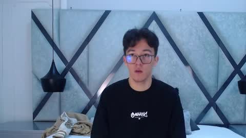 Snapshot of austinreeds chatting on 10/16/25, 11:44 austinreeds online show from 10/16/25, 11:44