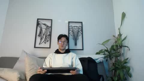 Snapshot of austinreeds chatting on 10/27/25, 11:58 austinreeds online show from 10/27/25, 11:58