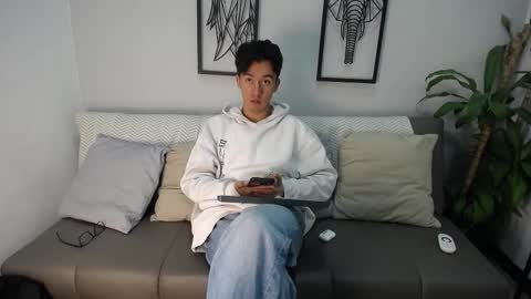 Snapshot of austinreeds chatting on 11/18/25, 02:54 austinreeds online show from 11/18/25, 02:54