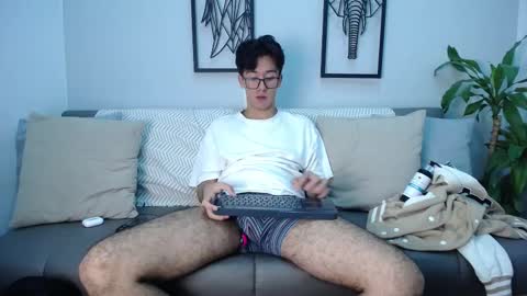 Snapshot of austinreeds chatting on 11/29/25, 08:34 austinreeds online show from 11/29/25, 08:34