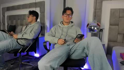 Snapshot of austinreeds chatting on 02/28/26, 12:17 austinreeds online show from 02/28/26, 12:17