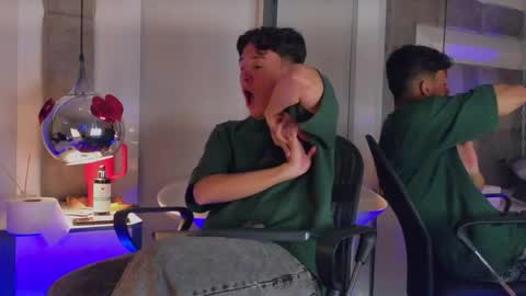 austinreeds online show from 04/14/26, 02:34