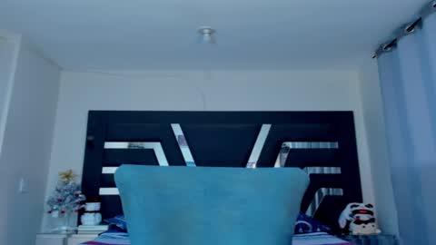 AustinTorres  online show from 01/04/25, 02:25