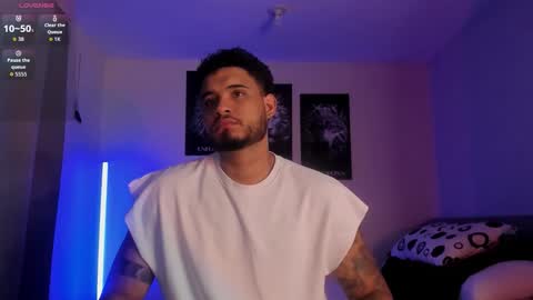 AustinTorres  online show from 10/10/25, 02:54