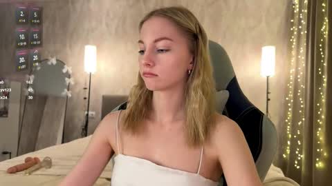 Annie online show from 02/06/26, 11:57