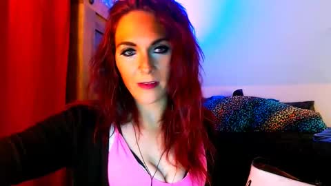 autumnrose6068 online show from 03/04/25, 09:40