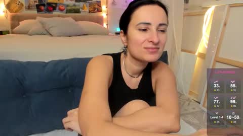 Snapshot of ava_athena chatting on 11/03/25, 03:13 Ava online show from 11/03/25, 03:13