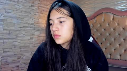 Snapshot of ava_broown chatting on 01/27/25, 08:49 online show from 01/27/25, 08:49