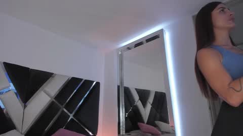 Ava Fontana online show from 02/04/25, 08:17