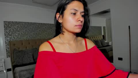 Snapshot of ava_jones69 chatting on 10/10/25, 12:37 Ava online show from 10/10/25, 12:37