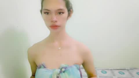 avacadaxcx online show from 09/15/25, 12:27