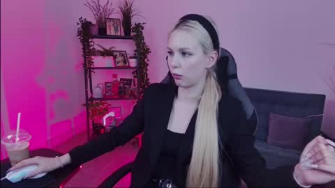 Ava nonude online show from 09/22/25, 10:39