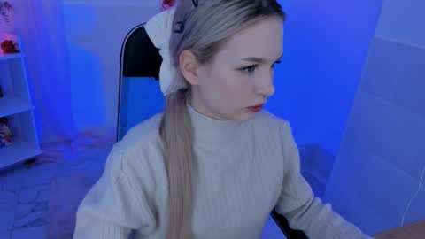 Ava nonude online show from 11/05/25, 03:12