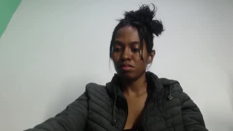 avalericherrycm101 online show from 11/05/25, 09:48